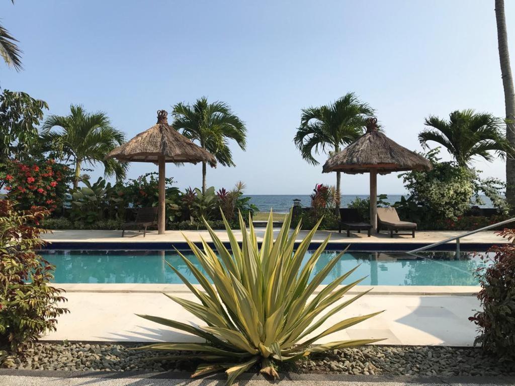 Melaya Beach Resort Room Double Penginuman Exterior foto